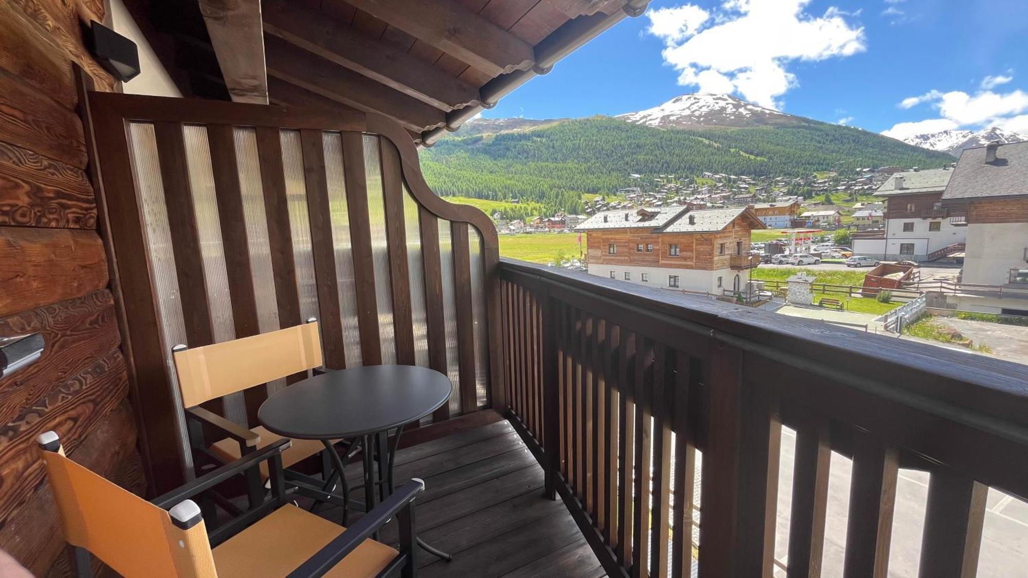 Hotel Flora Livigno Ngoại thất bức ảnh