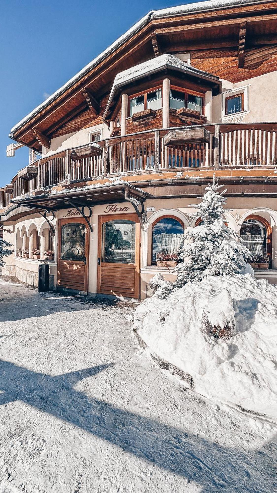 Hotel Flora Livigno Ngoại thất bức ảnh
