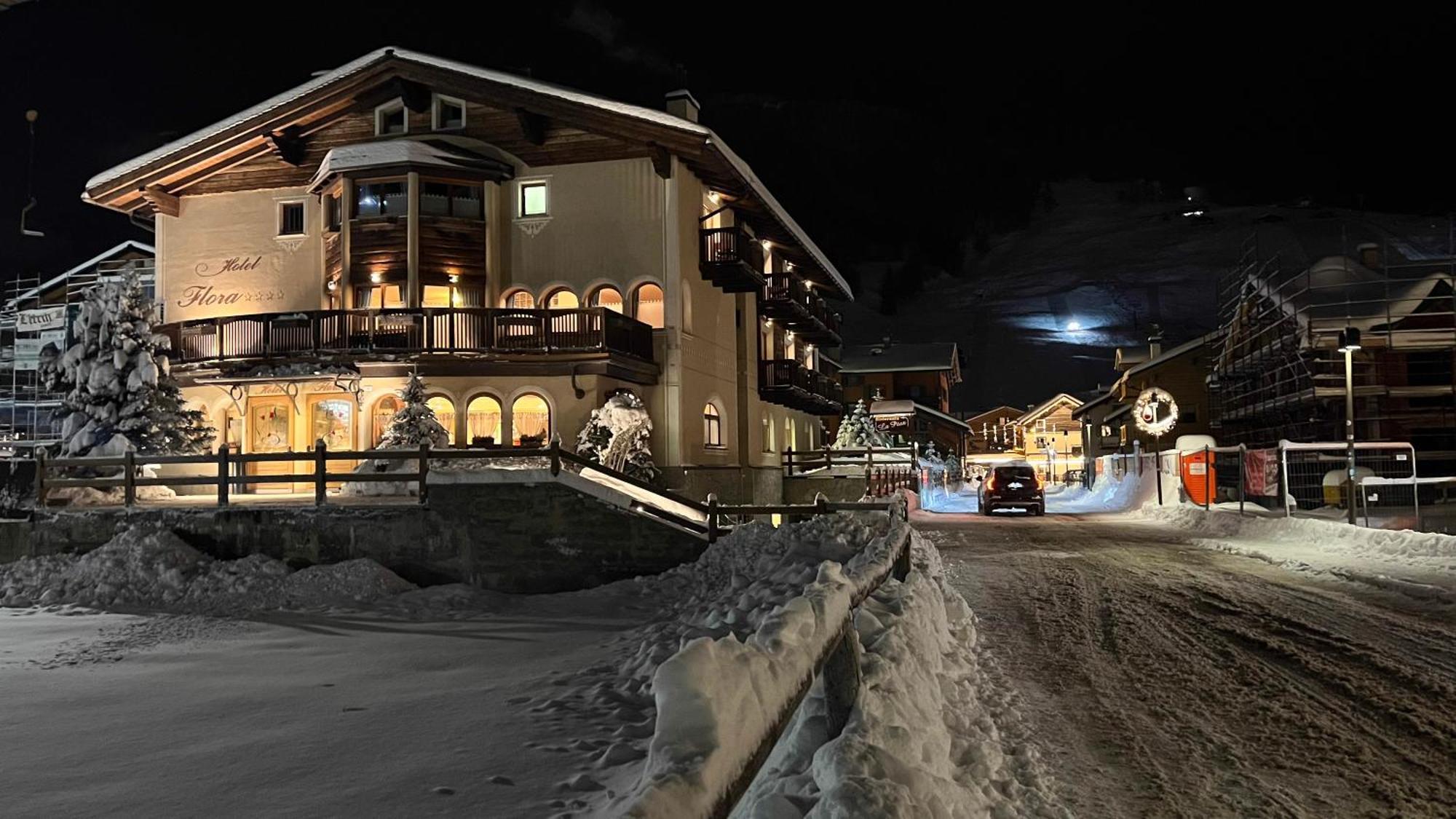 Hotel Flora Livigno Ngoại thất bức ảnh