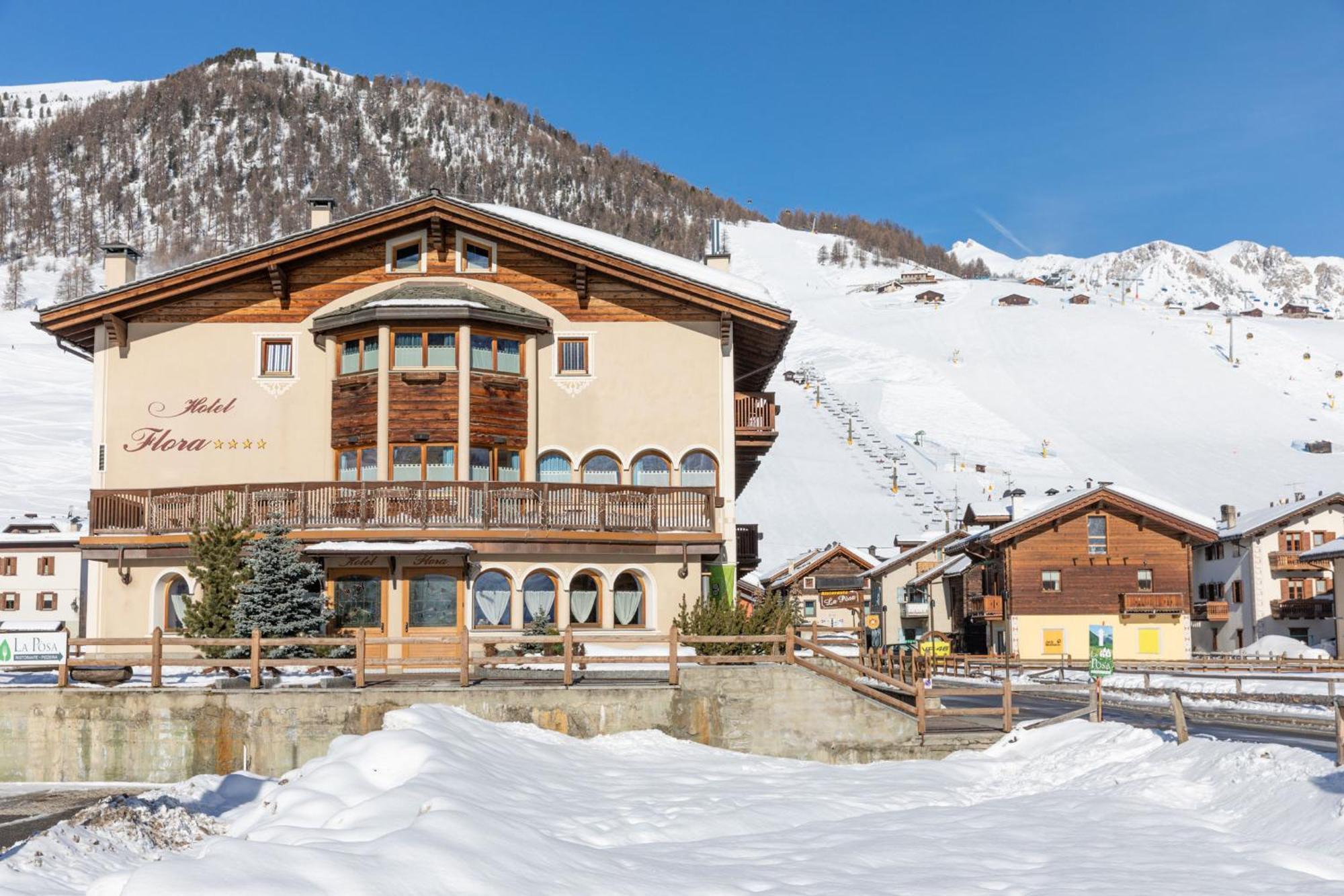 Hotel Flora Livigno Ngoại thất bức ảnh